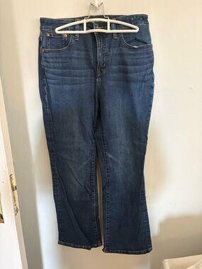 Madewell Women's Dark Blue Curvy Kick Out Jeans